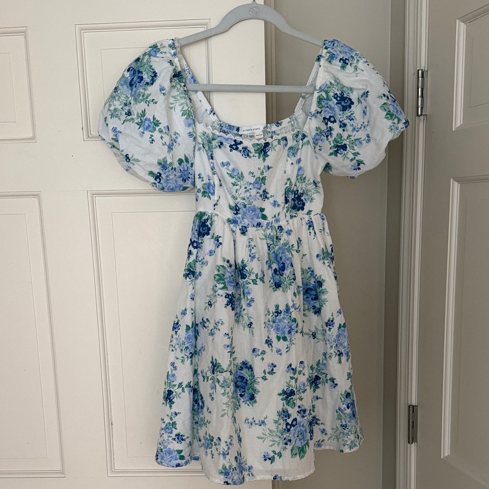 Altar'd State Blue Floral Audra mini dress - Never worn / no tag